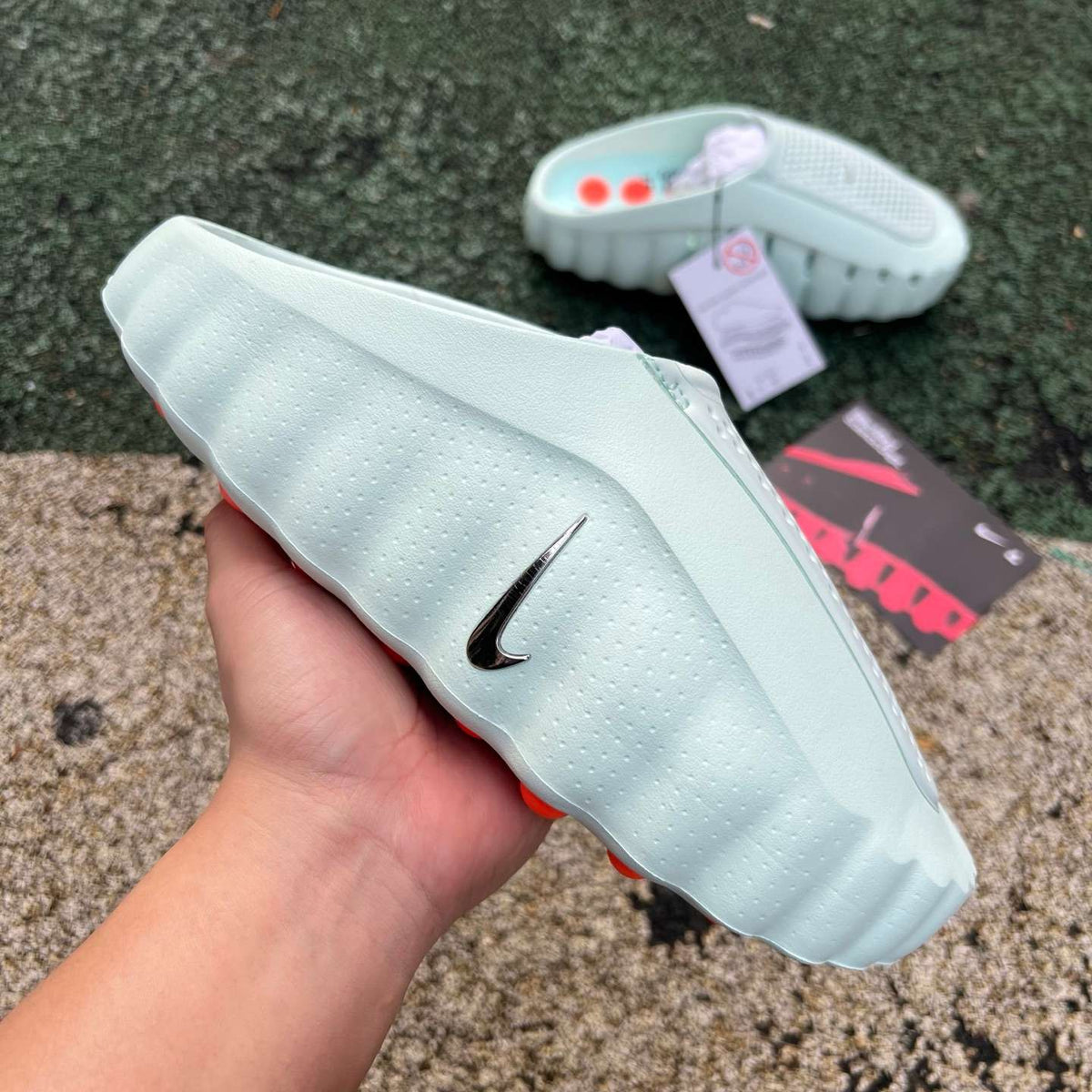 Nike Mind 001 Barely Green