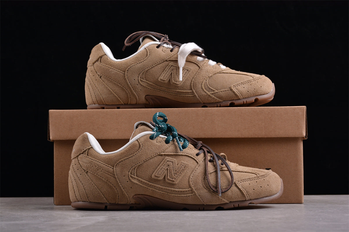 New Balance x Miu Miu 530 SL Suede - Ecru