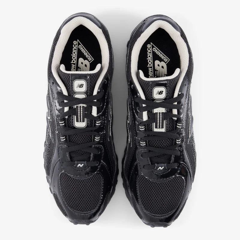 New Balance 204L - Black/Timberwolf