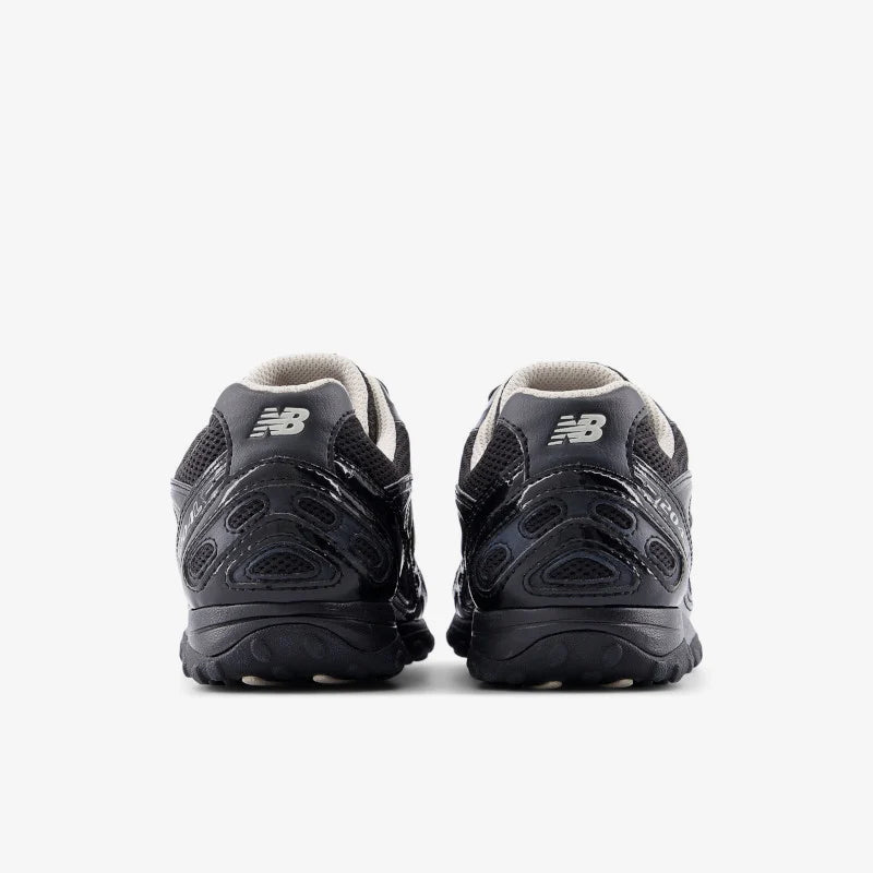 New Balance 204L - Black/Timberwolf