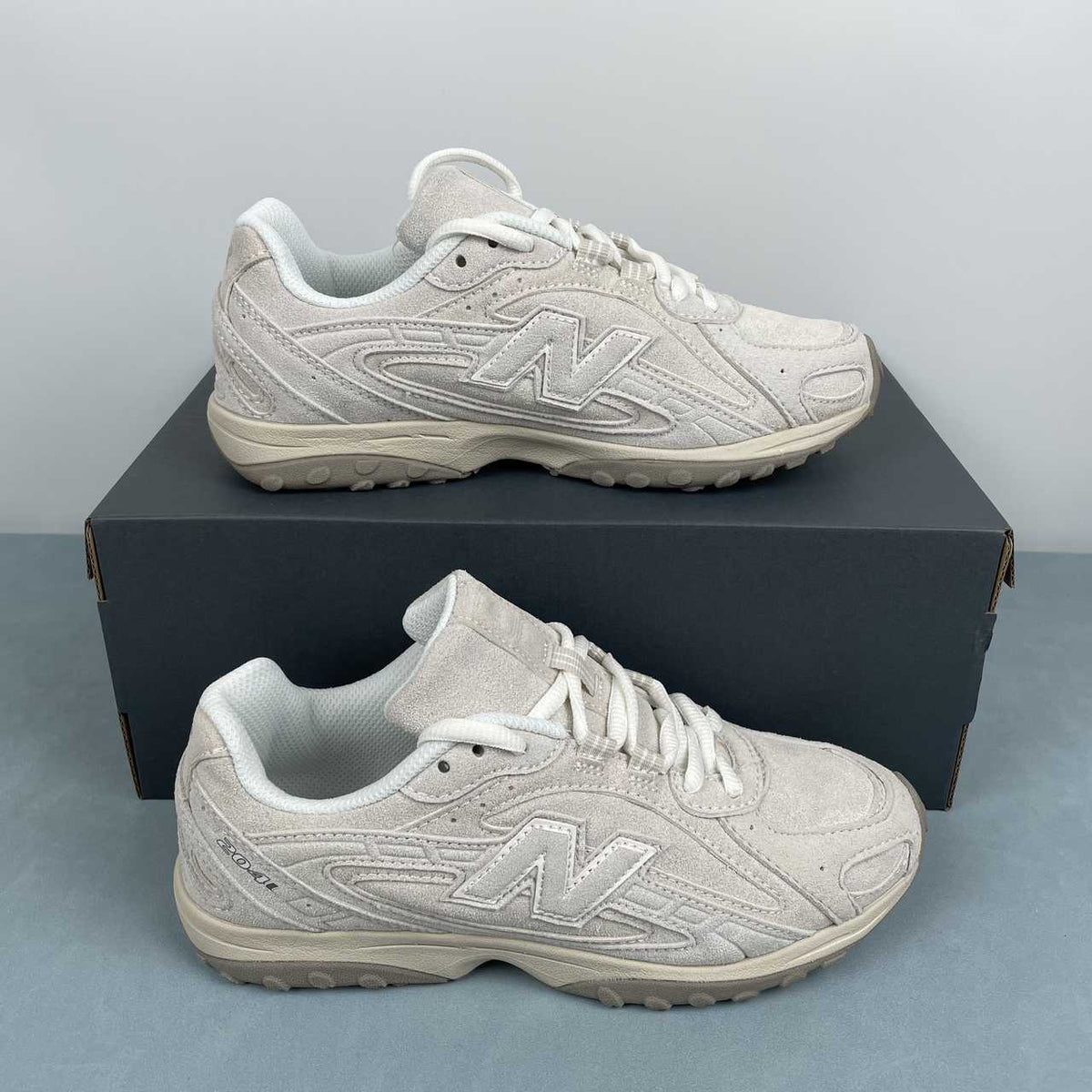 New Balance 204L - Off-White
