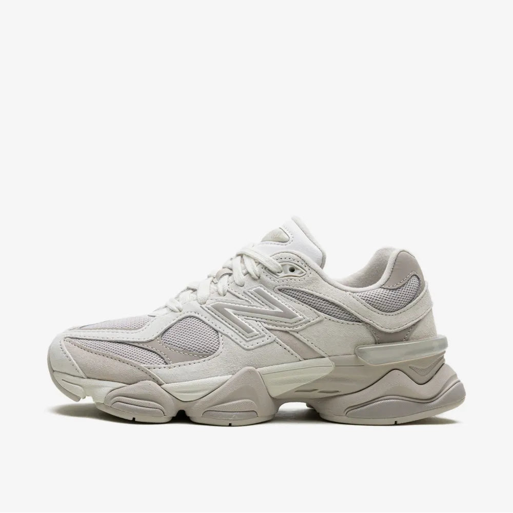 New Balance 9060 - Grey Moonbeam