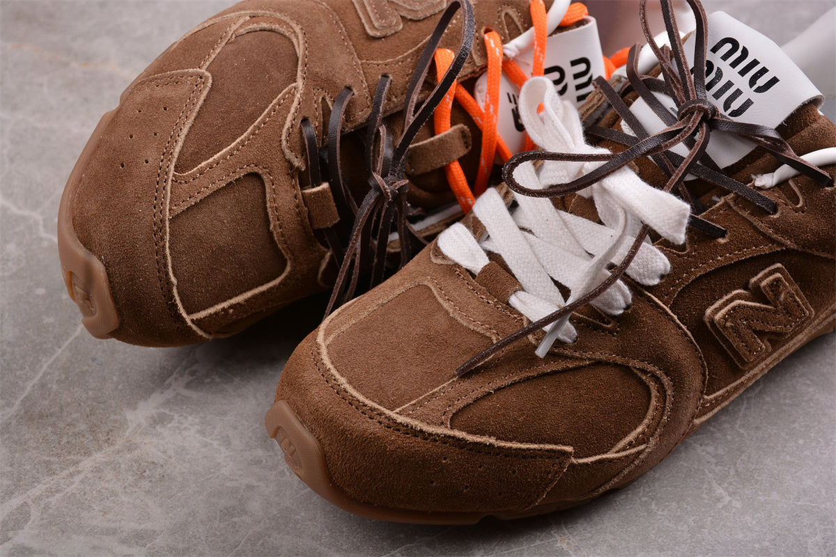 New Balance x Miu Miu 530 SL Suede - Cinnamon