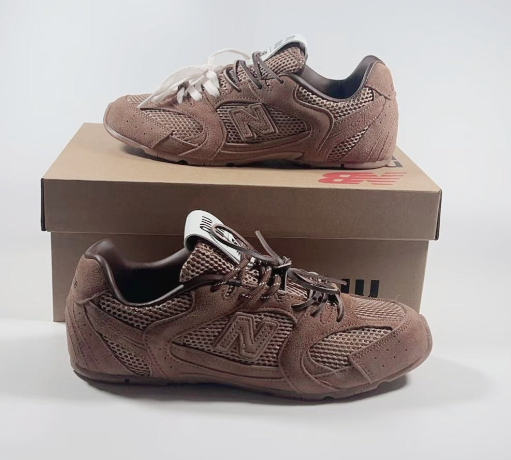 New Balance x Miu Miu 530 SL Suede and Mesh - Hazelnut