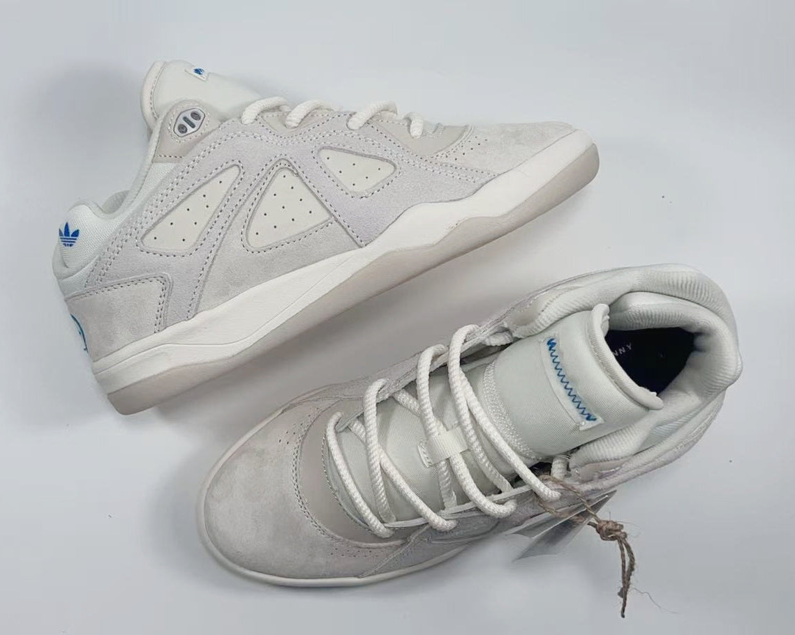 Adidas BadBo 1.0 - Bad Bunny Resilience